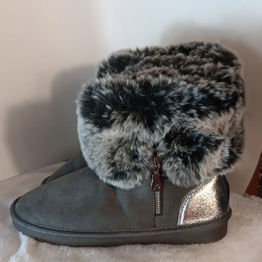 Women's Faux Fur Lined Boots - Gray